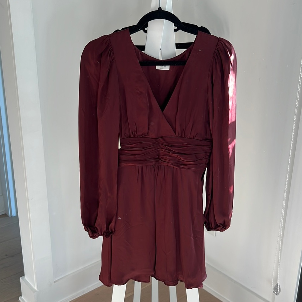 Aritzia Wilfred Maroon Cocktail Dress size 2